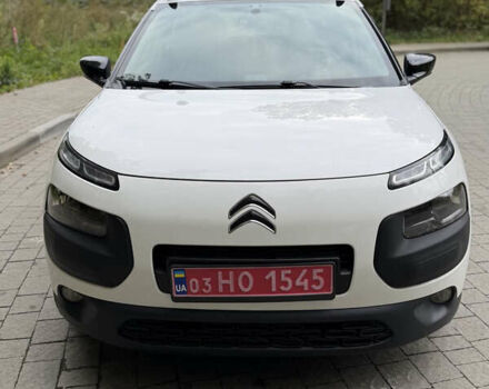 Белый Ситроен C4 Кактус, объемом двигателя 1.56 л и пробегом 248 тыс. км за 8400 $, фото 1 на Automoto.ua