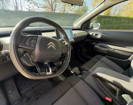 Белый Ситроен C4 Кактус, объемом двигателя 1.2 л и пробегом 138 тыс. км за 10300 $, фото 18 на Automoto.ua