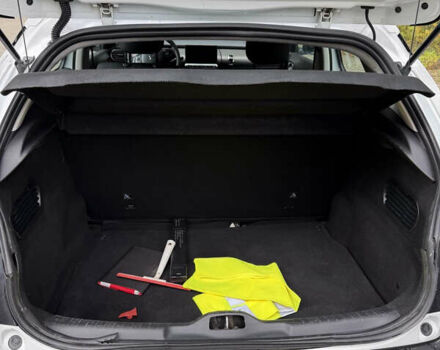 Белый Ситроен C4 Кактус, объемом двигателя 1.56 л и пробегом 248 тыс. км за 8400 $, фото 10 на Automoto.ua