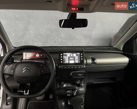 Белый Ситроен C4 Кактус, объемом двигателя 1.56 л и пробегом 90 тыс. км за 12000 $, фото 6 на Automoto.ua