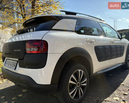 Белый Ситроен C4 Кактус, объемом двигателя 1.2 л и пробегом 138 тыс. км за 10300 $, фото 4 на Automoto.ua