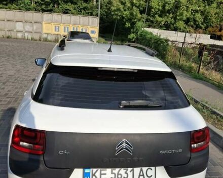 Білий Сітроен C4 Кактус, об'ємом двигуна 1.2 л та пробігом 89 тис. км за 10800 $, фото 3 на Automoto.ua