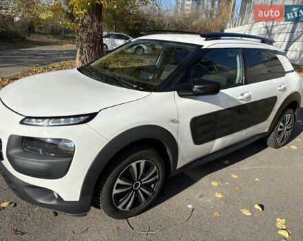 Белый Ситроен C4 Кактус, объемом двигателя 1.2 л и пробегом 138 тыс. км за 10300 $, фото 13 на Automoto.ua