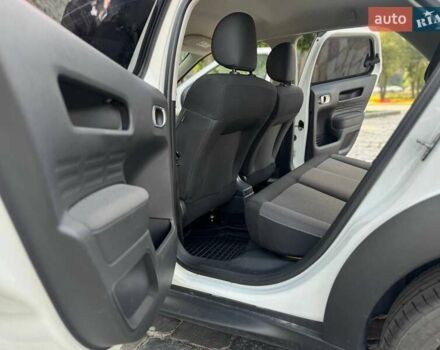 Білий Сітроен C4 Кактус, об'ємом двигуна 1.56 л та пробігом 165 тис. км за 11300 $, фото 37 на Automoto.ua