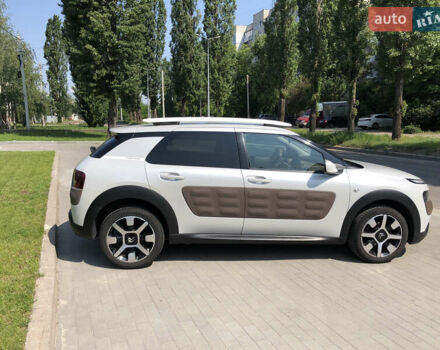 Білий Сітроен C4 Кактус, об'ємом двигуна 1.2 л та пробігом 133 тис. км за 8999 $, фото 15 на Automoto.ua