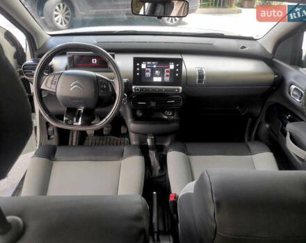 Белый Ситроен C4 Кактус, объемом двигателя 1.56 л и пробегом 191 тыс. км за 10500 $, фото 6 на Automoto.ua