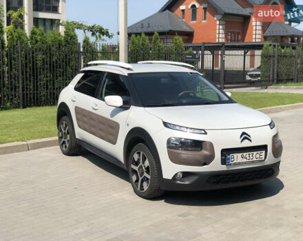 Білий Сітроен C4 Кактус, об'ємом двигуна 1.2 л та пробігом 133 тис. км за 8999 $, фото 23 на Automoto.ua