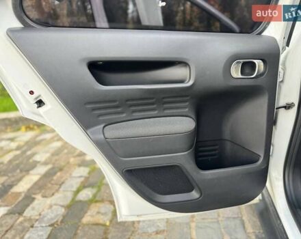 Білий Сітроен C4 Кактус, об'ємом двигуна 1.56 л та пробігом 165 тис. км за 11300 $, фото 35 на Automoto.ua