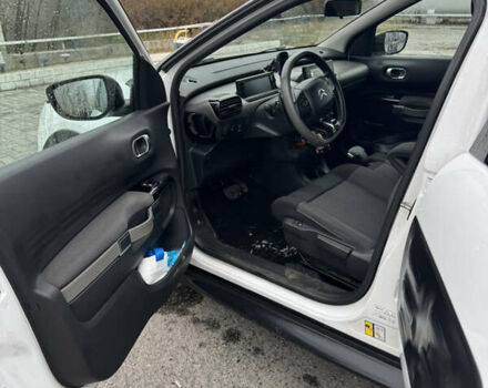 Білий Сітроен C4 Кактус, об'ємом двигуна 1.2 л та пробігом 70 тис. км за 11500 $, фото 6 на Automoto.ua