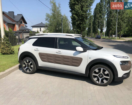 Білий Сітроен C4 Кактус, об'ємом двигуна 1.2 л та пробігом 133 тис. км за 8999 $, фото 13 на Automoto.ua