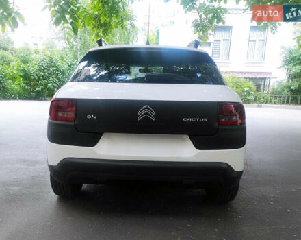 Белый Ситроен C4 Кактус, объемом двигателя 1.56 л и пробегом 191 тыс. км за 10500 $, фото 2 на Automoto.ua