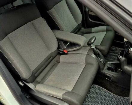 Белый Ситроен C4 Кактус, объемом двигателя 1.56 л и пробегом 216 тыс. км за 9877 $, фото 18 на Automoto.ua