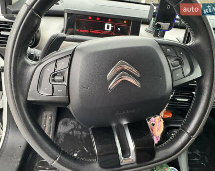 Білий Сітроен C4 Кактус, об'ємом двигуна 1.2 л та пробігом 70 тис. км за 11500 $, фото 11 на Automoto.ua