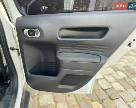 Білий Сітроен C4 Кактус, об'ємом двигуна 1.56 л та пробігом 165 тис. км за 11300 $, фото 21 на Automoto.ua