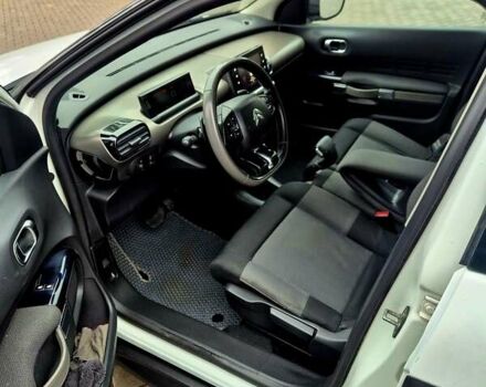 Белый Ситроен C4 Кактус, объемом двигателя 1.56 л и пробегом 216 тыс. км за 9877 $, фото 14 на Automoto.ua