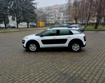 Белый Ситроен C4 Кактус, объемом двигателя 1.56 л и пробегом 216 тыс. км за 9877 $, фото 6 на Automoto.ua