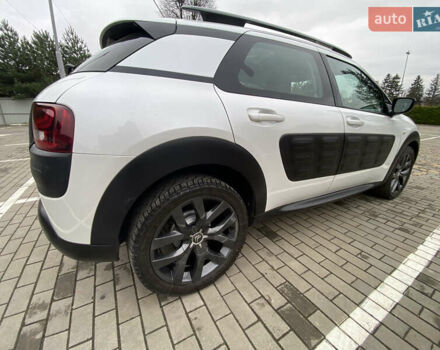 Белый Ситроен C4 Кактус, объемом двигателя 1.6 л и пробегом 226 тыс. км за 10850 $, фото 10 на Automoto.ua