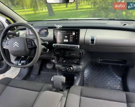 Білий Сітроен C4 Кактус, об'ємом двигуна 1.56 л та пробігом 165 тис. км за 11300 $, фото 22 на Automoto.ua