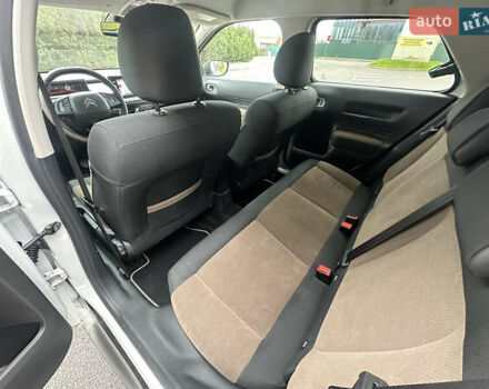 Белый Ситроен C4 Кактус, объемом двигателя 1.2 л и пробегом 90 тыс. км за 13299 $, фото 23 на Automoto.ua