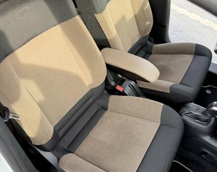 Белый Ситроен C4 Кактус, объемом двигателя 1.2 л и пробегом 90 тыс. км за 13500 $, фото 27 на Automoto.ua