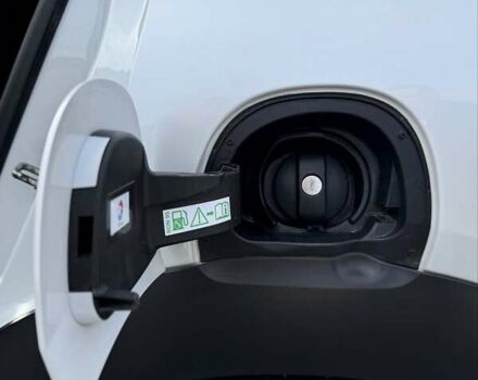 Белый Ситроен C4 Кактус, объемом двигателя 1.2 л и пробегом 90 тыс. км за 13500 $, фото 48 на Automoto.ua