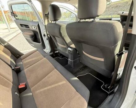 Белый Ситроен C4 Кактус, объемом двигателя 1.2 л и пробегом 90 тыс. км за 13500 $, фото 18 на Automoto.ua