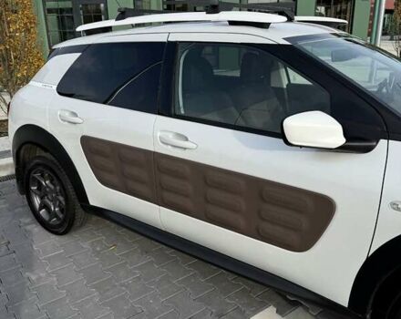 Белый Ситроен C4 Кактус, объемом двигателя 1.2 л и пробегом 90 тыс. км за 13500 $, фото 61 на Automoto.ua