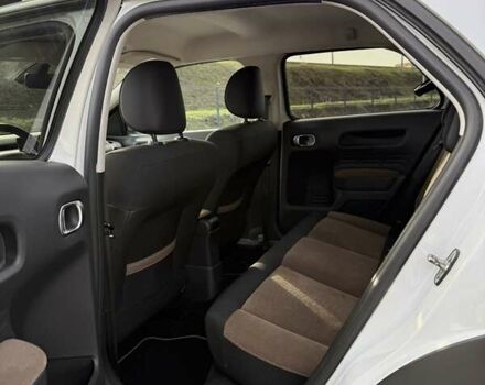 Белый Ситроен C4 Кактус, объемом двигателя 1.2 л и пробегом 90 тыс. км за 13500 $, фото 11 на Automoto.ua