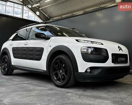 Ситроен C4 Кактус 2018 в Киеве на Automoto.ua Белый Ситроен C4 Кактус, объемом двигателя 1.56 л и пробегом 153 тыс. км за 14000 $, фото 24 на Automoto.ua