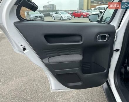 Білий Сітроен C4 Кактус, об'ємом двигуна 1.2 л та пробігом 105 тис. км за 12300 $, фото 15 на Automoto.ua