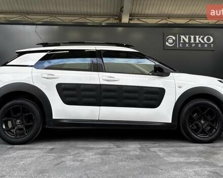 Ситроен C4 Кактус 2018 в Киеве на Automoto.ua Белый Ситроен C4 Кактус, объемом двигателя 1.56 л и пробегом 153 тыс. км за 14000 $, фото 20 на Automoto.ua
