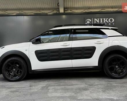Ситроен C4 Кактус 2018 в Киеве на Automoto.ua Белый Ситроен C4 Кактус, объемом двигателя 1.56 л и пробегом 153 тыс. км за 14000 $, фото 7 на Automoto.ua