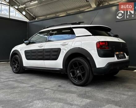Ситроен C4 Кактус 2018 в Киеве на Automoto.ua Белый Ситроен C4 Кактус, объемом двигателя 1.56 л и пробегом 153 тыс. км за 14000 $, фото 8 на Automoto.ua