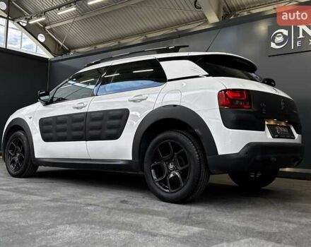 Ситроен C4 Кактус 2018 в Киеве на Automoto.ua Белый Ситроен C4 Кактус, объемом двигателя 1.56 л и пробегом 153 тыс. км за 14000 $, фото 9 на Automoto.ua
