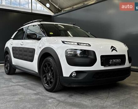 Ситроен C4 Кактус 2018 в Киеве на Automoto.ua Белый Ситроен C4 Кактус, объемом двигателя 1.56 л и пробегом 153 тыс. км за 14000 $, фото 25 на Automoto.ua