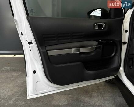 Ситроен C4 Кактус 2018 в Киеве на Automoto.ua Белый Ситроен C4 Кактус, объемом двигателя 1.56 л и пробегом 153 тыс. км за 14000 $, фото 34 на Automoto.ua