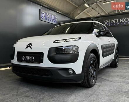 Ситроен C4 Кактус 2018 в Киеве на Automoto.ua Белый Ситроен C4 Кактус, объемом двигателя 1.56 л и пробегом 153 тыс. км за 14000 $, фото 2 на Automoto.ua