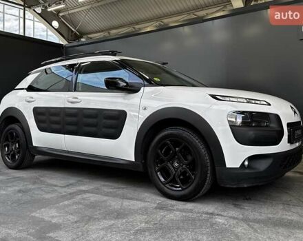 Ситроен C4 Кактус 2018 в Киеве на Automoto.ua Белый Ситроен C4 Кактус, объемом двигателя 1.56 л и пробегом 153 тыс. км за 14000 $, фото 21 на Automoto.ua