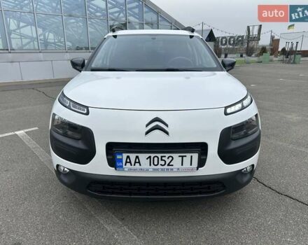Білий Сітроен C4 Кактус, об'ємом двигуна 1.2 л та пробігом 105 тис. км за 12300 $, фото 3 на Automoto.ua