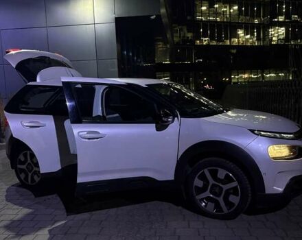 Белый Ситроен C4 Кактус, объемом двигателя 1.2 л и пробегом 141 тыс. км за 15000 $, фото 1 на Automoto.ua