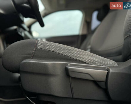 Белый Ситроен C4 Кактус, объемом двигателя 1.56 л и пробегом 158 тыс. км за 14700 $, фото 44 на Automoto.ua