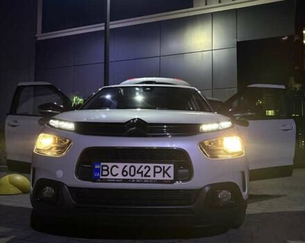 Белый Ситроен C4 Кактус, объемом двигателя 1.2 л и пробегом 141 тыс. км за 15000 $, фото 4 на Automoto.ua