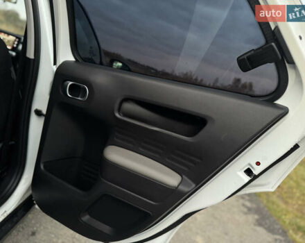 Белый Ситроен C4 Кактус, объемом двигателя 1.56 л и пробегом 158 тыс. км за 14700 $, фото 69 на Automoto.ua