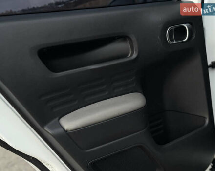 Белый Ситроен C4 Кактус, объемом двигателя 1.56 л и пробегом 158 тыс. км за 14700 $, фото 76 на Automoto.ua