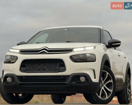 Белый Ситроен C4 Кактус, объемом двигателя 1.56 л и пробегом 158 тыс. км за 14700 $, фото 2 на Automoto.ua