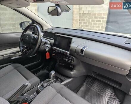 Белый Ситроен C4 Кактус, объемом двигателя 1.5 л и пробегом 115 тыс. км за 16350 $, фото 12 на Automoto.ua