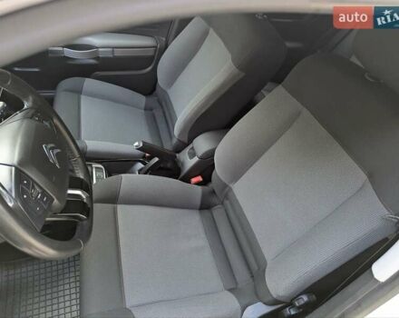 Білий Сітроен C4 Кактус, об'ємом двигуна 1.5 л та пробігом 115 тис. км за 15700 $, фото 28 на Automoto.ua