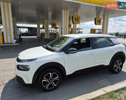 Белый Ситроен C4 Кактус, объемом двигателя 1.5 л и пробегом 115 тыс. км за 16350 $, фото 8 на Automoto.ua