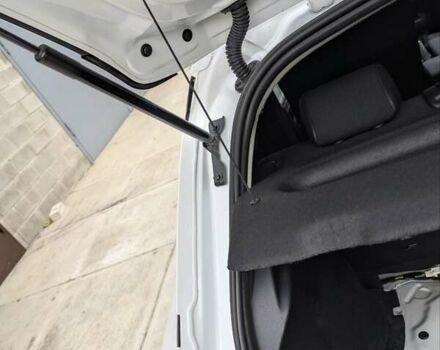 Білий Сітроен C4 Кактус, об'ємом двигуна 1.5 л та пробігом 115 тис. км за 15700 $, фото 58 на Automoto.ua