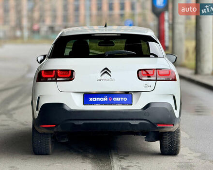 Белый Ситроен C4 Кактус, объемом двигателя 1.5 л и пробегом 90 тыс. км за 16999 $, фото 5 на Automoto.ua